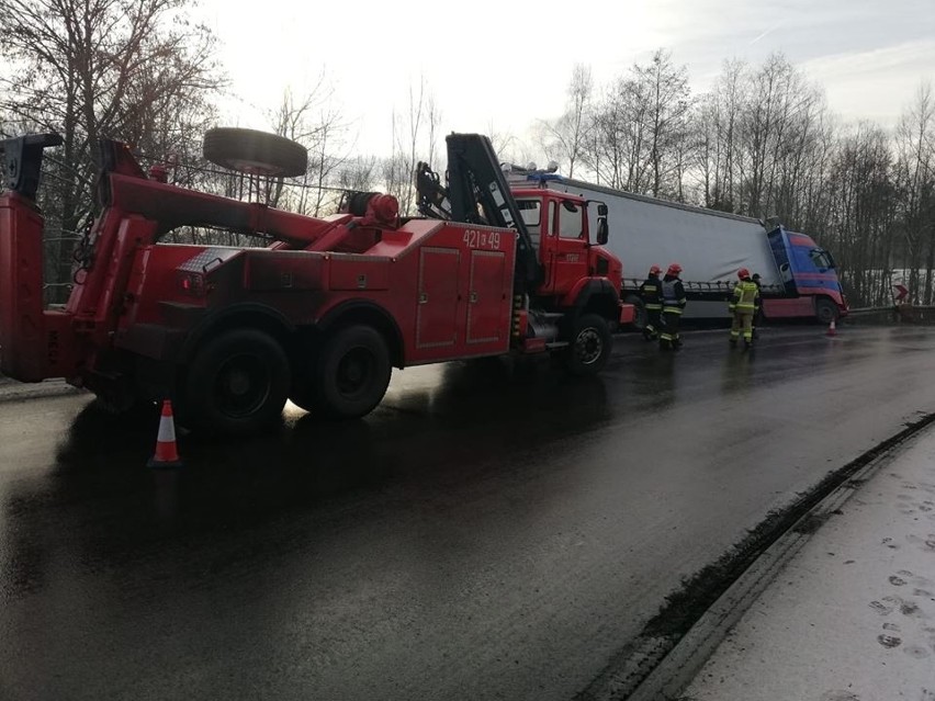 Akcja podnoszenia pojazdu była skomplikowana