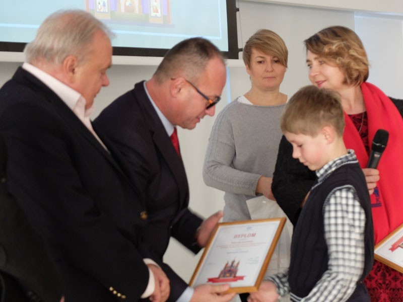 Najmłodsi szopkarze krakowscy nagrodzeni i uhonorowani dyplomami [ZDJĘCIA]