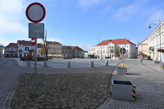 Tak w niedzielę, 1 listopada 2020 wyglądał Rynek w Kielcach.