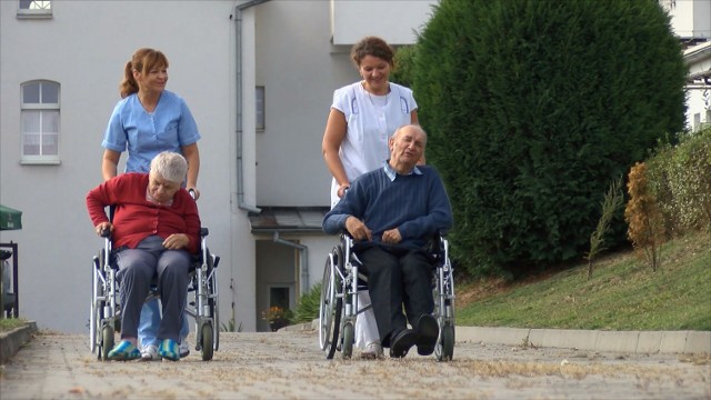 Jeszcze kilka lat temu do strzeleckich DPS-ów czekała kolejka chętnych. Obecnie w domach są trzy wolne miejsca, co nie zdarzało się od lat.