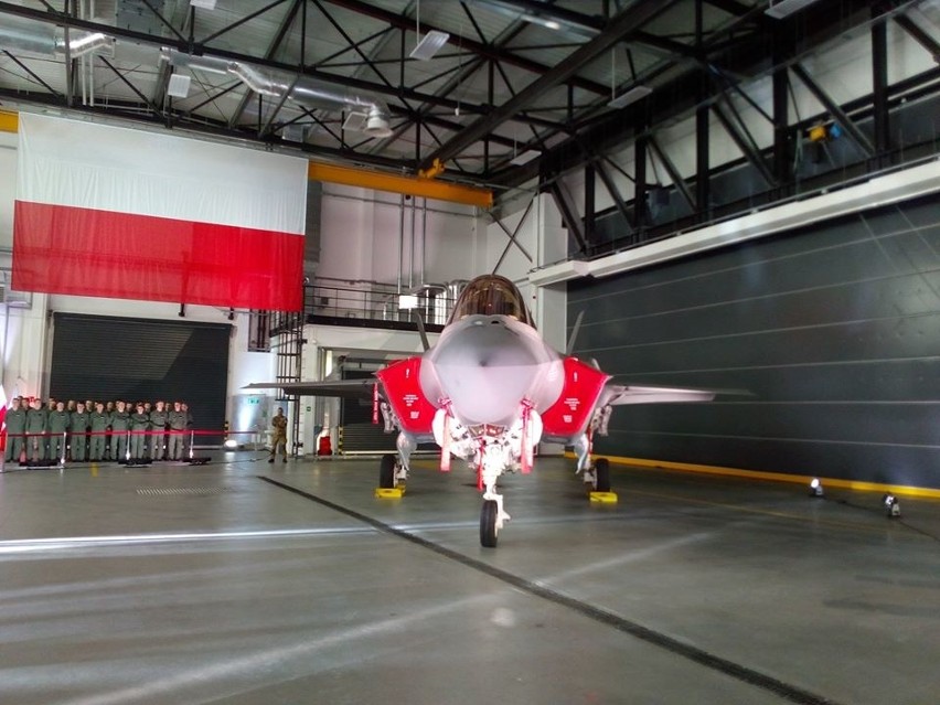 Polska kupuje supernowoczesne samoloty wojskowe. Umowa na F-35A podpisana