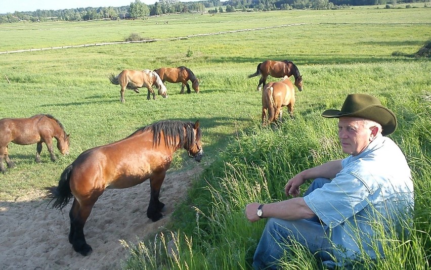 Andrzej Ślepowroński hodowlę koni prowadzi od 1996 roku....