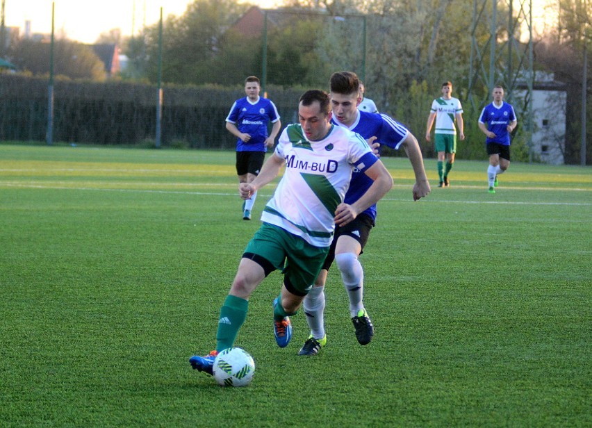 Campeon.pl liga okręgowa. Kolejka rozgrywana w środę przyniosła wiele niespodzianek na górze tabeli