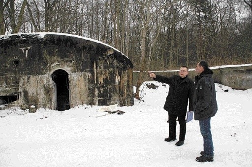 Zostaje jedna trzecia bunkrów