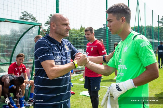 Wisła Kraków rozegrała w Arłamowie sparing z Resovią (1:2)