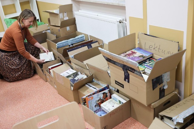 Do szpitala Babińskiego Mikołaj przywiózł pudła pełne książek