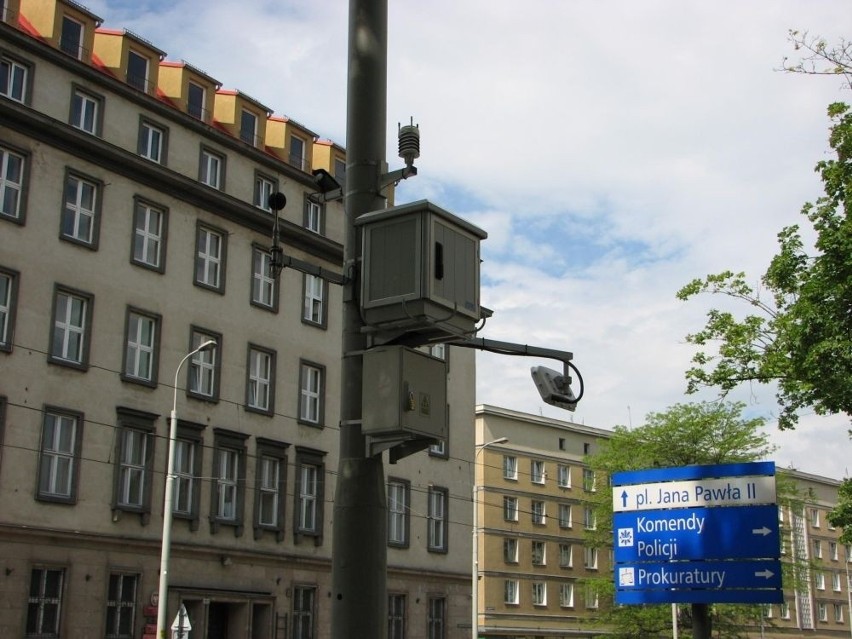 Wrocław: Stacje monitorowania hałasu. Czy zmniejszą korki? (FOTO)