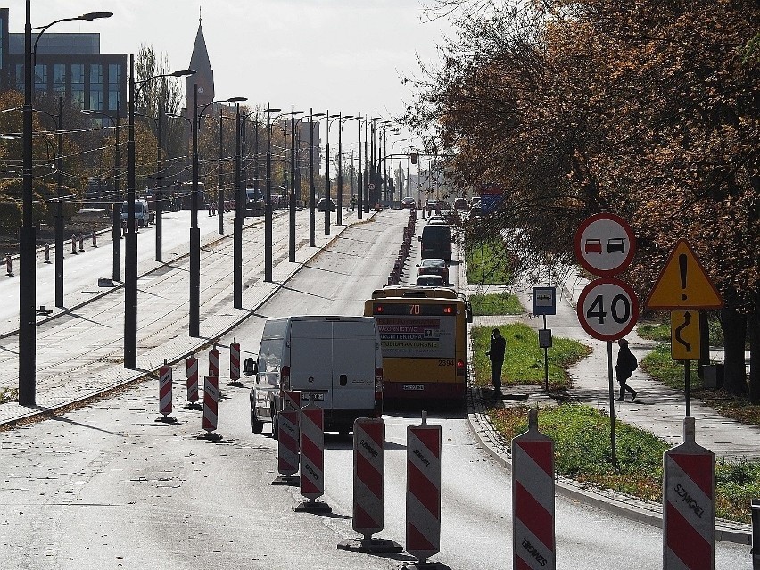 Już w 2019 roku urzędnicy Zarządu Inwestycji Miejskich wiedzieli, że remont al. Śmigłego - Rydza potrwa jeszcze 2 lata!