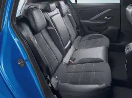 Opel Astra ST 1.2 Turbo 130 KM vs Toyota Corolla TS Kombi 1.8 Hybrid 140 KM