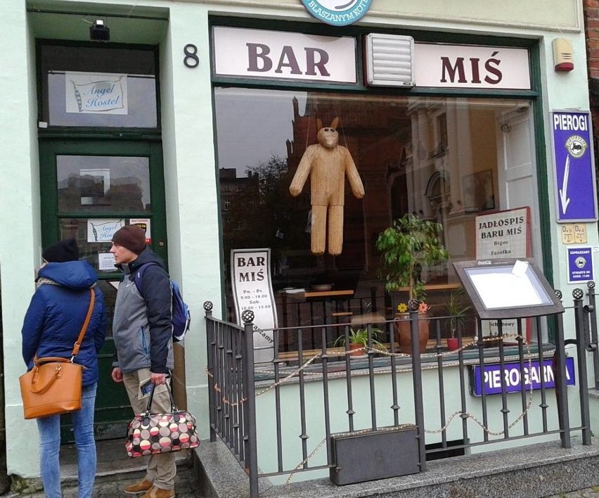 Bar "Miś"...