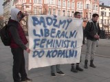 "Feministki do kopalni" - na Pierwszej Bydgoskiej Manifie pojawili się przeciwnicy marszu [wideo]