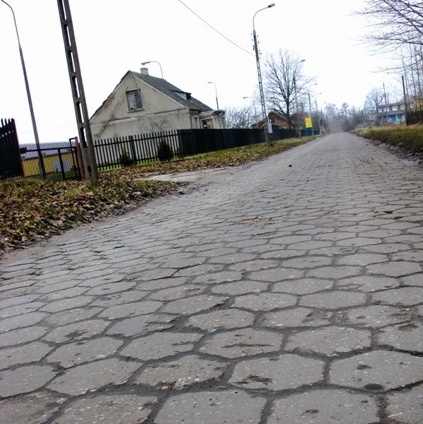 Są jednak ulice, które będą przebudowane wyłącznie ze środków własnych - mówi Roman Czepe, burmistrz Łap.