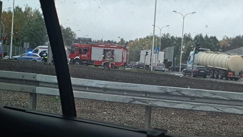 Wypadek na wylotówce z Białegostoku w stronę Augustowa. Siedmioro dzieci w szpitalu