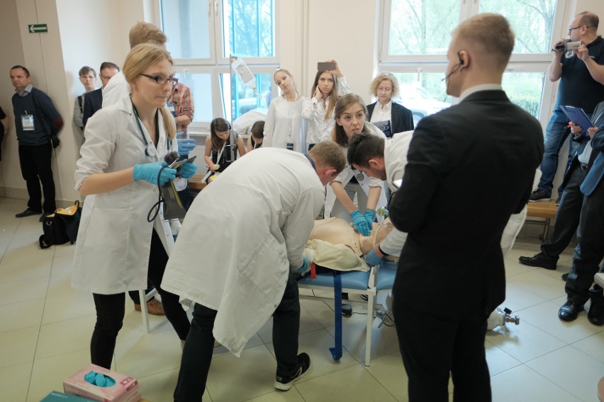 Strzały pod Uniwersytetem Medycznym w Lublinie: Studenci ćwiczyli procedury medyczne
