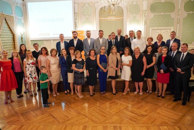 Wielka gala podlaskiej służby zdrowia 2019. Uroczyste zakończenie plebiscytu, wręczenie statuetek, dyplomów i nagród odbyło się 17 lipca w Pałacu Branickich. 
