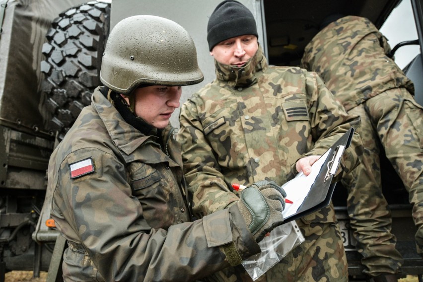 Zawody na poligonie, czyli plutony "Dwunastki" w akcji