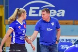Adam Grabowski nie jest już trenerem Enei PTPS Piła. W drugiej części sezonu zastąpi go dotychczasowy asystent Damian Zemło