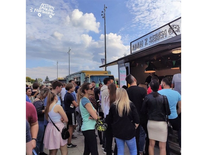 Augustów. Już w najbliższy weekend odbędzie się III Festiwal Smaków Food Trucków. Wydarzenie zorganizowane w ramach Augustów Car Spotting