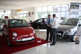 W lipcu nastąpił lekki wzrost sprzedaży aut