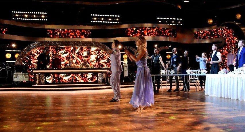 "Taniec z gwiazdami". Kasia Dziurska i Tomek Barański w quickstepie przed 3. odcinkiem "Dancing with the stars"! [WIDEO+ZDJĘCIA]