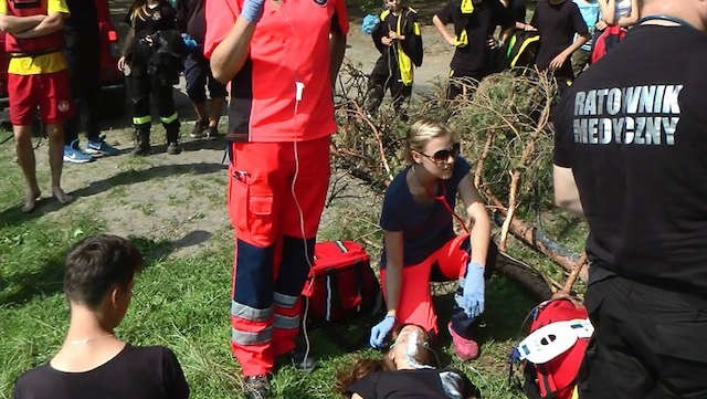 Pokaz ratownictwa wodnego i medycznego z udziałem bydgoskich "wodniaków" [WIDEO, ZDJĘCIA]