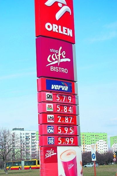 Ceny benzyny i oleju napędowego rosną, dlatego liczba...