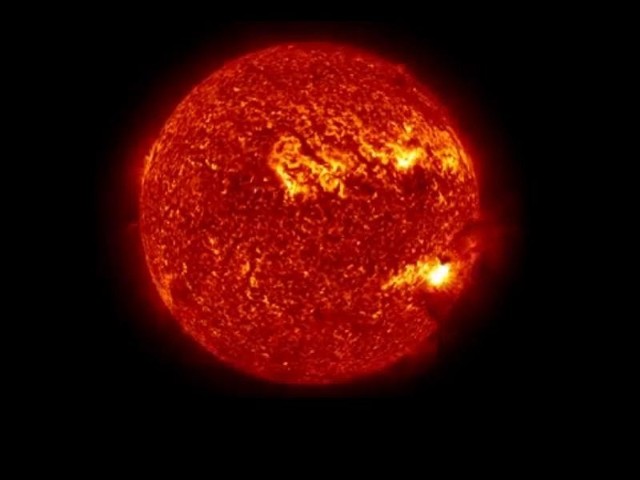 Koniec świata ma być spowodowany m.in. wzmożoną aktywność słońca, eksplozje, które będą wytwarzały bardzo mocne pola magnetyczne