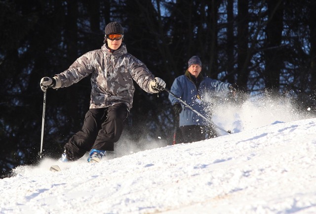 W tym roku chętnie wybieramy miejsca, które gwarantują dobre warunki narciarskie.