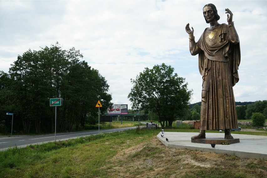 Pomnik Wdzięczności: Figura Chrystusa wjedzie do Poznania