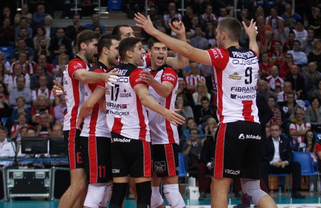 14.11.2015 rzeszow asseco resovia rzeszow jastrzebski wegiel 2:3 plus liga siatkowka fot krzysztof kapica