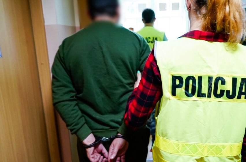 Kolejny napad na kantor. W Żarach bandyci użyli młotów wyburzeniowych. Sprawcy zostali zatrzymani na granicy polsko–ukraińskiej