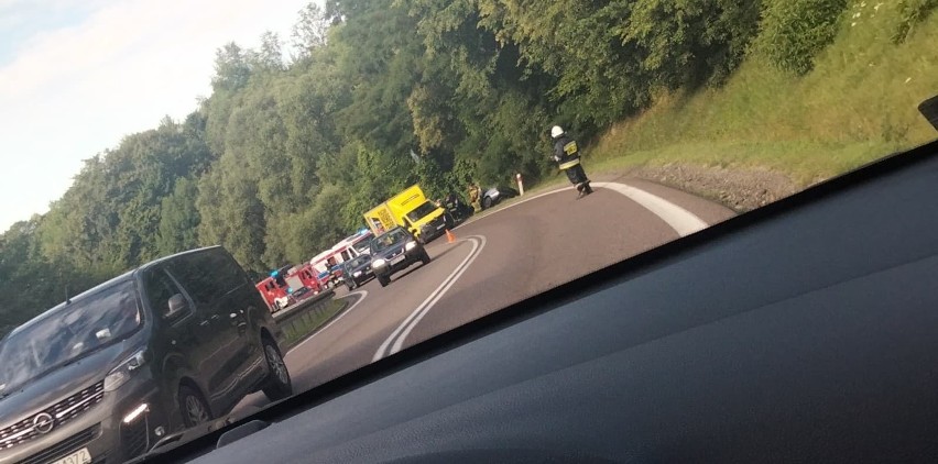 Wypadek w Komborni na DK19. Cztery osoby trafiły do szpitala 