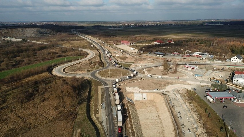 Budowa obwodnicy Chmielnika na finiszu. Zobacz kiedy nią pojedziemy