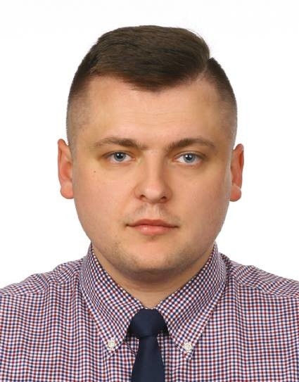 Adam Pawlikiewicz ma 28 lat, mieszka w Kielcach. Nowotwór złośliwy krwi, czyli przewlekłą białaczkę szpikową zdiagnozowano u niego w styczniu tego roku. Od tego czasu przechodzi chemioterapię, ale potrzebuje leczenia za granicą.