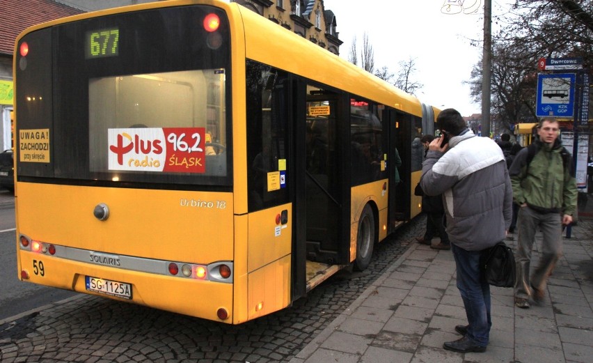 28.12.2011 gliwice autobus kzk gop przednie drzwi bilety...