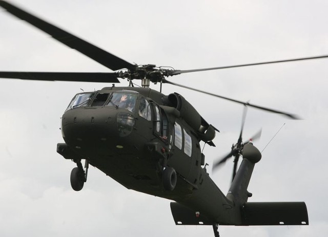 Nowe firmy inwestują w Podkarpackiej Dolinie LotniczejLegendarny helikopter Black Hawk jest jednym z najbardziej znanych wyrobów powstających w Dolinie Lotniczej.