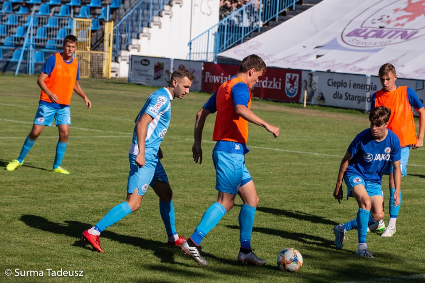 Szalone derby Stargardu w IV lidze. Sześć goli i remis [ZDJĘCIA Z MECZU]