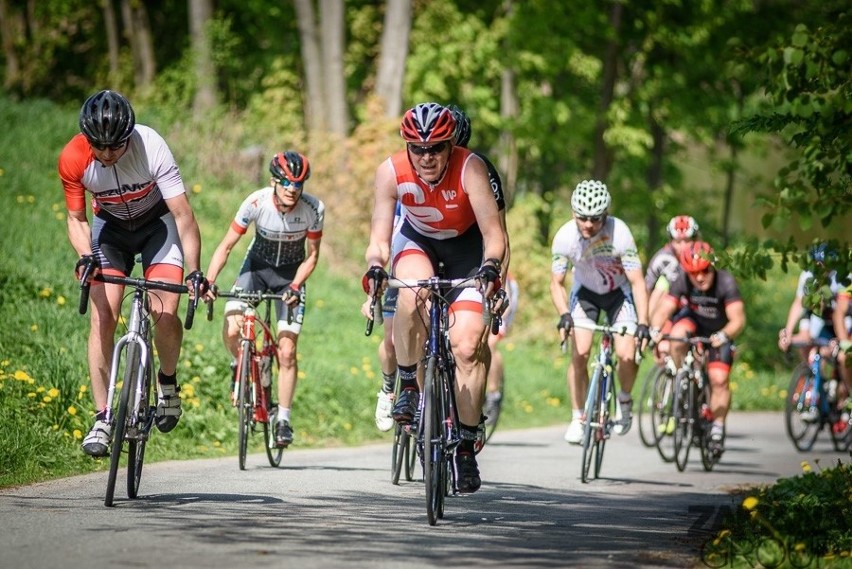 Dzień sportowych atrakcji w Nałęczowie. Wyścigi kolarzy, biegi na orientację i koncerty gwiazd