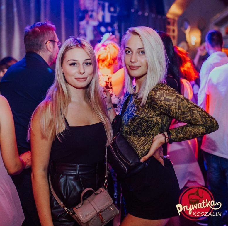Piękne dziewczyny na imprezach w klubie Prywatka w...