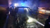 Strażacy z Szydłowca gasili pożar na trasie S7 w Skarżysku-Kamiennej. Paliło się audi