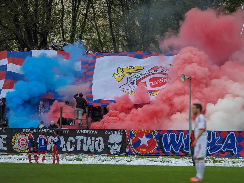 Święto piłki nożnej w Przemyślu. Polonia zagrała z Wisłą Kraków [ZDJĘCIA]