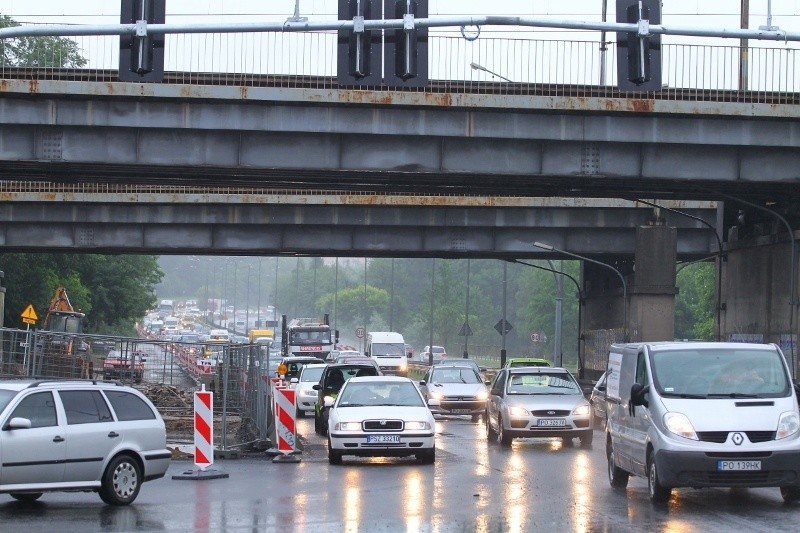 Kierowców czekają kolejne tygodnie utrudnień na...