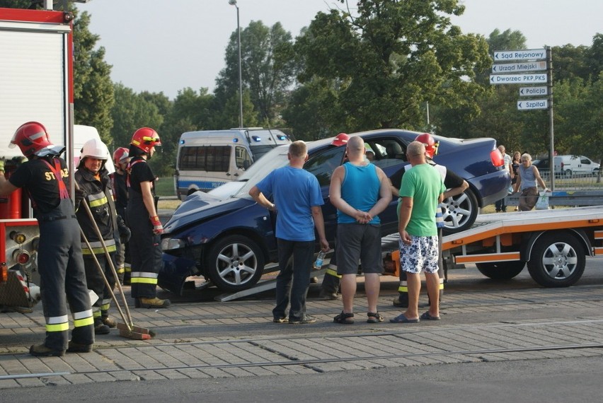 Wypadek w Będzinie: Na skrzyżowaniu al. Kołłątaja i ul. 11...