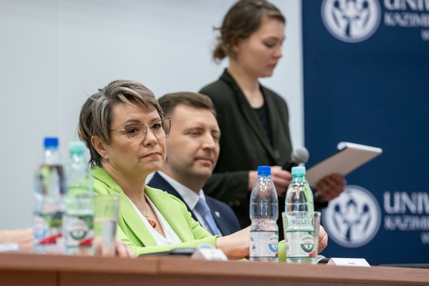 Joanna Czerska-Thomas i Łukasz Schreiber podczas debaty...