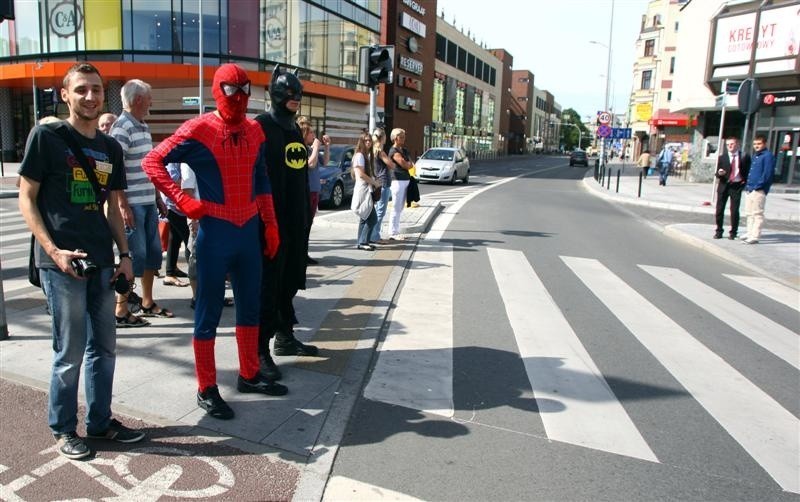 Batman i Spiderman na ulicach Szczecina