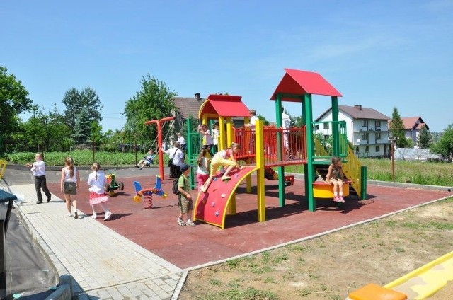 Janowice oraz wiele innych wiosek w powiecie wielickim dostało w ramach pierwszego "Leadera" place zabaw