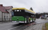 Czytelnik z Zielonej Góry poskarżył się, że połączeniowy autobus nie zaczekał na pasażerów, którzy skończyli nocną zmianę 
