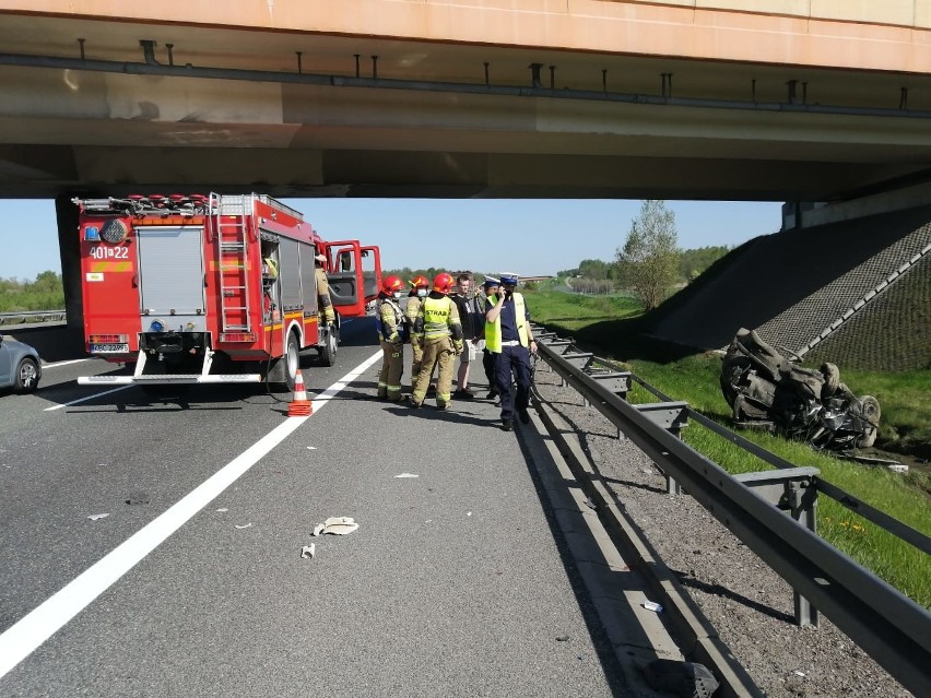 Wypadek na autostradzie A4 w Borku koło Bochni. Samochód...