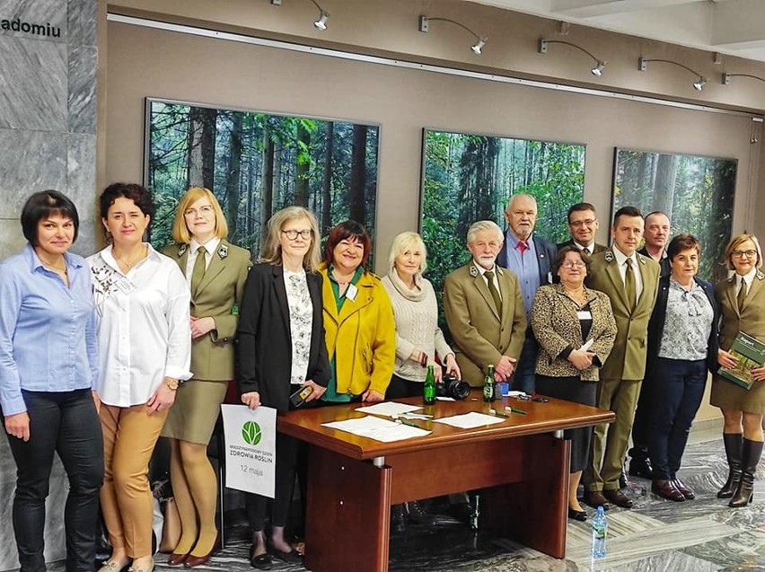 W Dyrekcji Lasów Państwowych w Radomiu odbył się etap wojewódzki Olimpiady Wiedzy Ekologicznej Mazowsza. Znamy laureatów