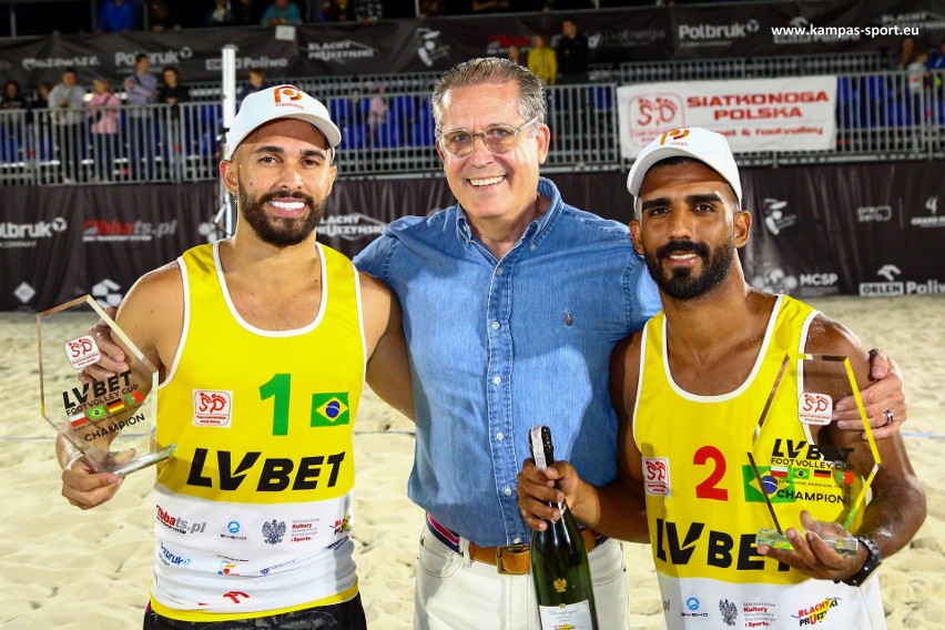 Plaża Wilanów jak Copacabana – brazylijskie gwiazdy odwiedziły Polskę. Footvolley Cup 2021